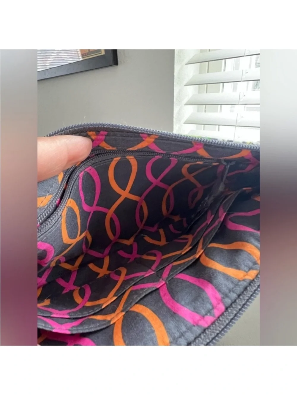 Vera Bradley Floral Quilted Wristlet Wallet Zip Around Organizer